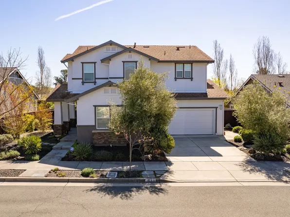 1680 Southview Dr, Petaluma, CA 94954