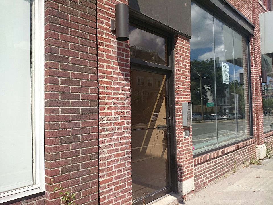 1st image of 81 Boylston St Unit 3