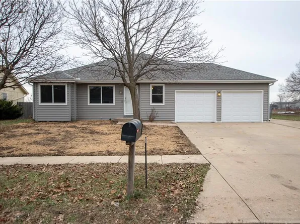224 E Westhoff Pl, Gardner, KS 66030