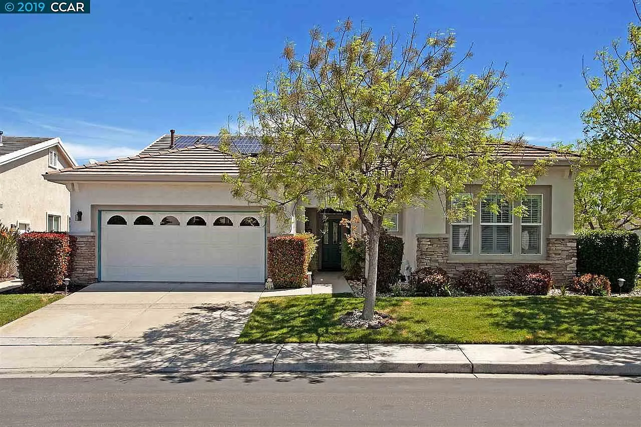 490 Summer Red Way photo 1