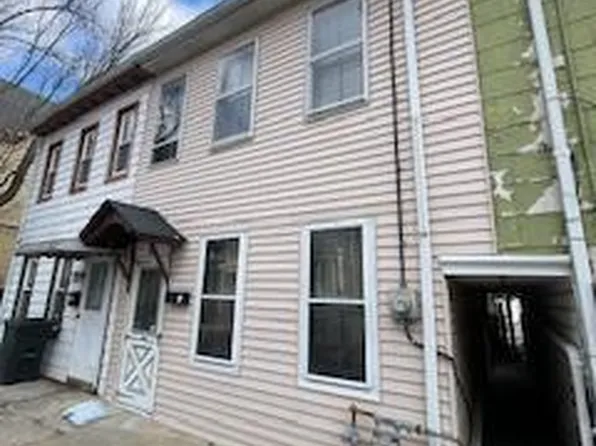 460 New St, Lebanon, PA 17046