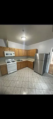 249 Inslee Pl Photo 1