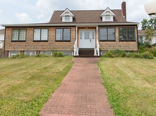 2525 Eldersville Rd, Follansbee, WV 26037