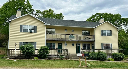2 Green Meadow Ln #B Photo 1