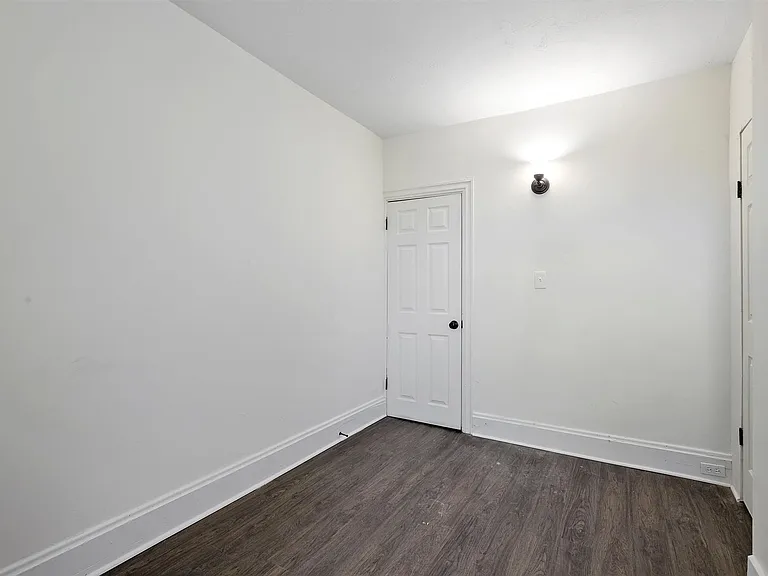 2312 Orange St — Photo 11
