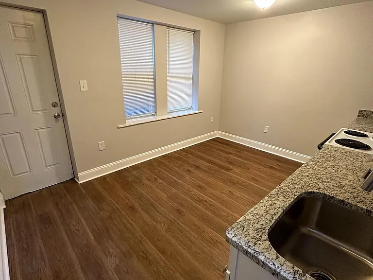 3380 Agate St — Photo 9