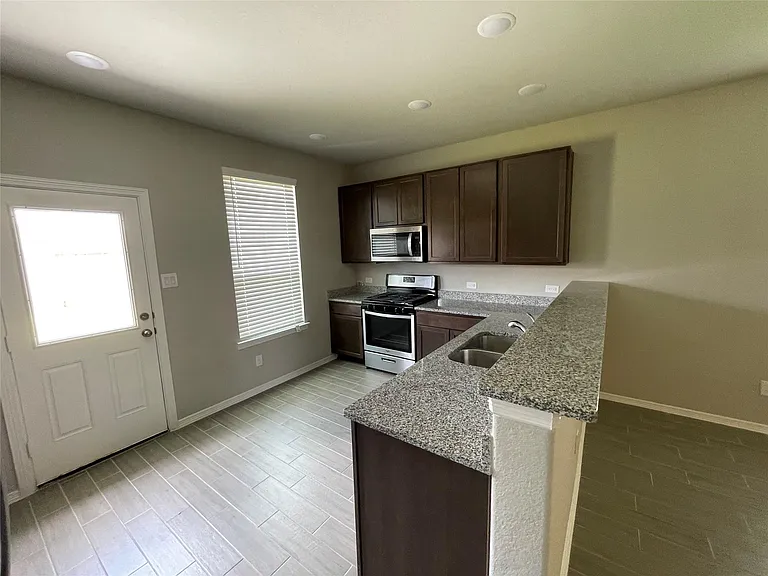 25526 Northpark Spruce Dr — Photo 5