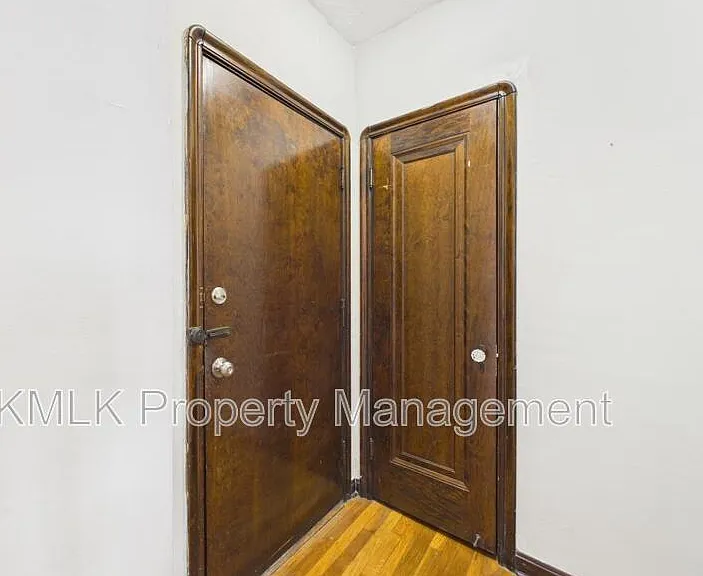 1352 Kenilworth Ave — Photo 8