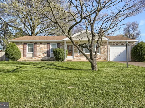610 Grandview Ave, Camp Hill, PA 17011