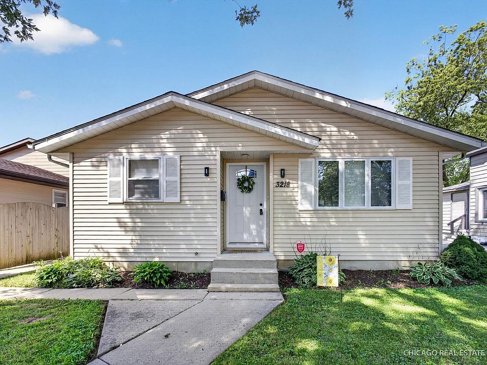 1st image of 3218 Ezra Ave