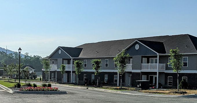 River Pointe Apts