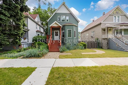 3735 N Tripp Ave Photo 1
