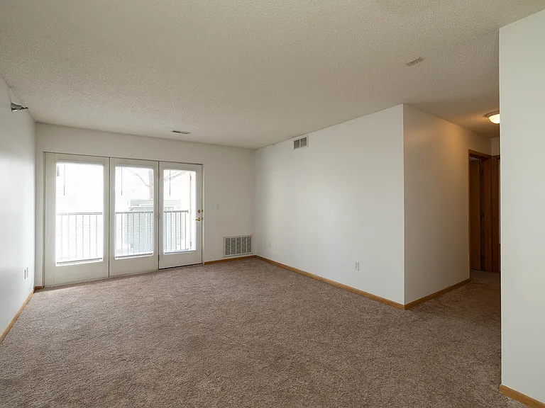 6300 School St — Photo 19