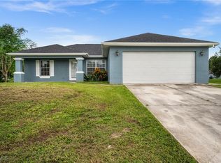 2611 4th St SW, Lehigh Acres, FL 33976