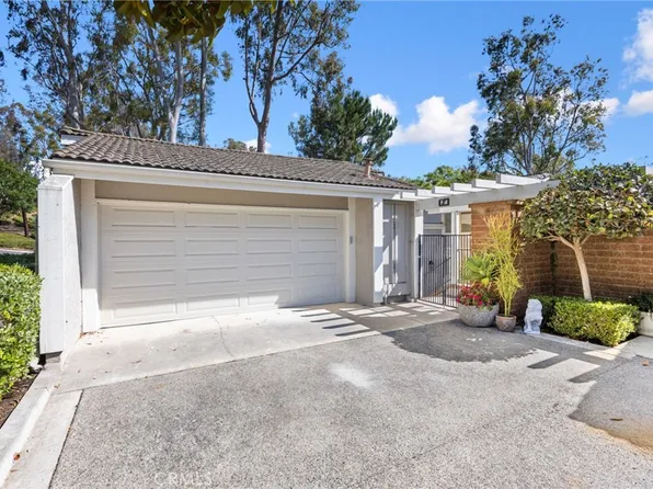 8 Falling Leaf #4, Irvine, CA 92612