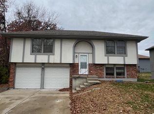 8704 Lane Ave, Raytown, MO 64138