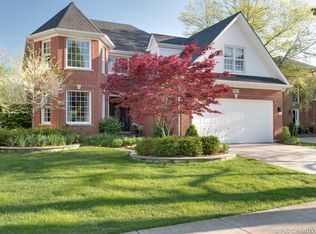446 W 2nd St, Elmhurst, IL 60126