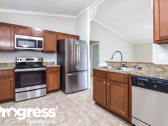 5th image of 13701 Riverpath Grove Dr