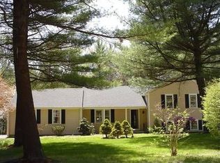 27 Highland Trl, Duxbury, MA 02332