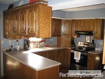 3rd image of 508 Oakwood Dr