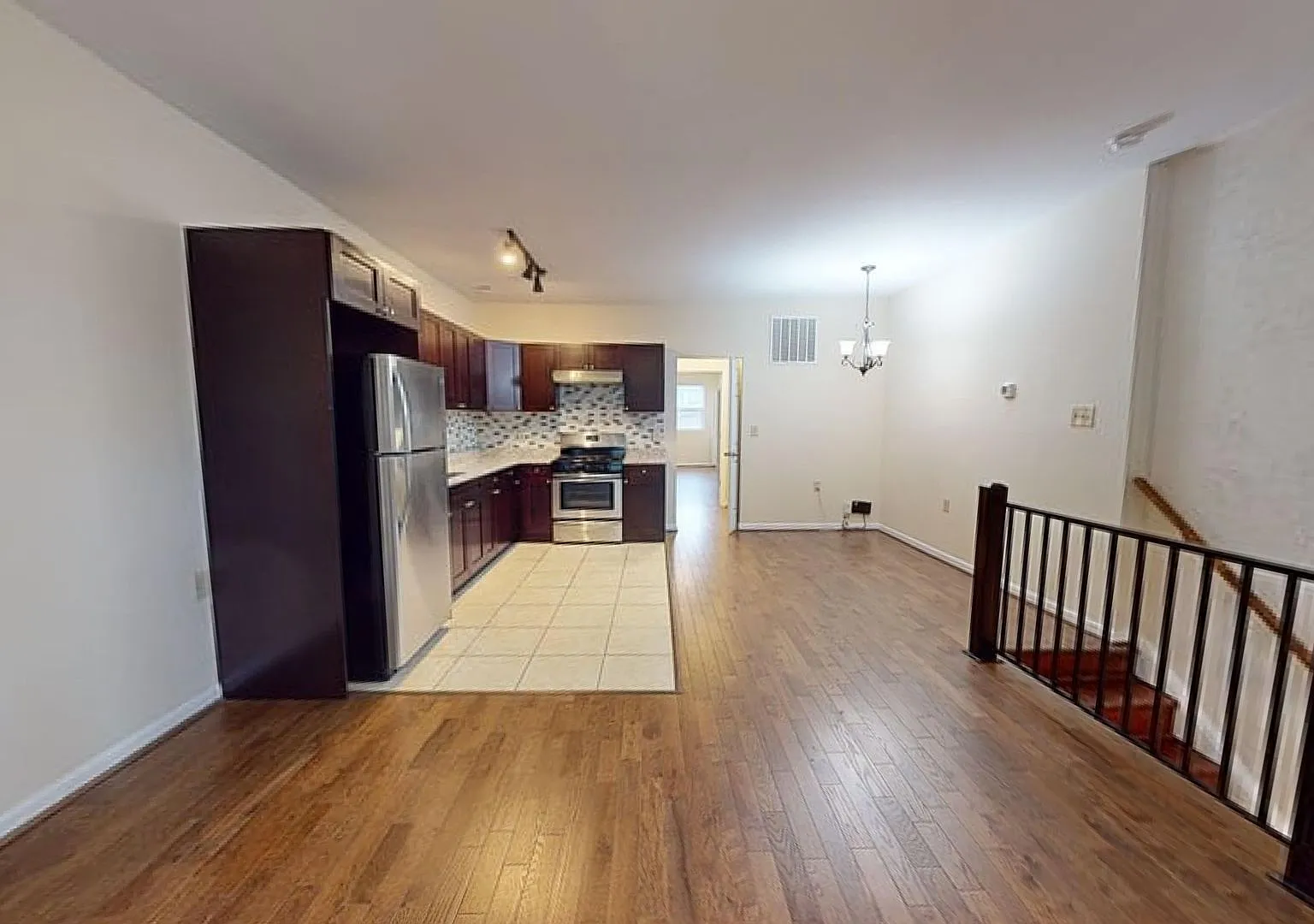57 Bates Street NW — Photo 3