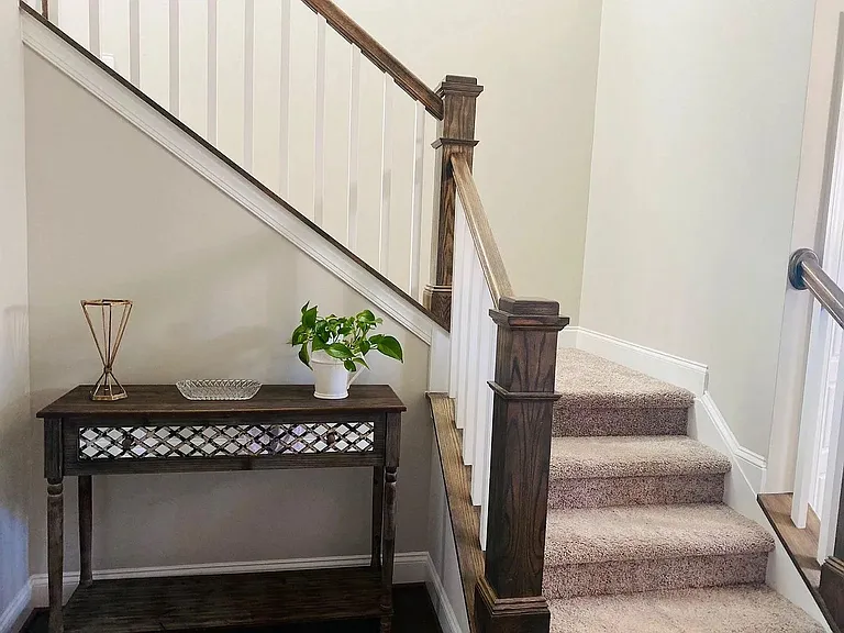 124 Tree Hill Ln #1 — Photo 3