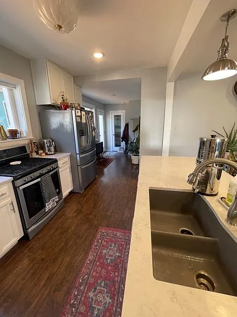 3 bed, 1737 sqft, $2,800 — Photo 2