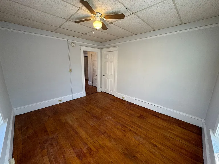 24 Durkee Street — Photo 4