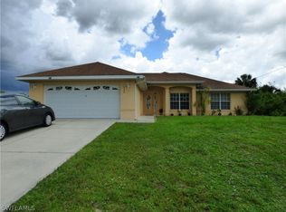 324 Laurel Ave, Lehigh Acres, FL 33974