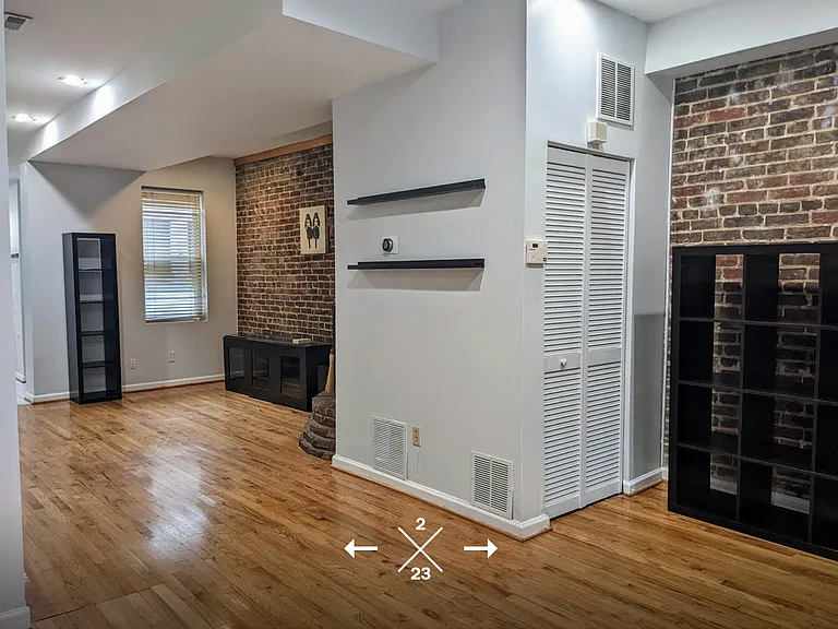 1356 Independence Ave SE — Photo 2