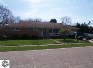 405 W 2nd St, Whittemore, MI 48770