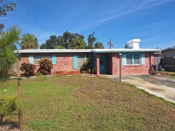 8671 Magnolia Dr, Seminole, FL 33777