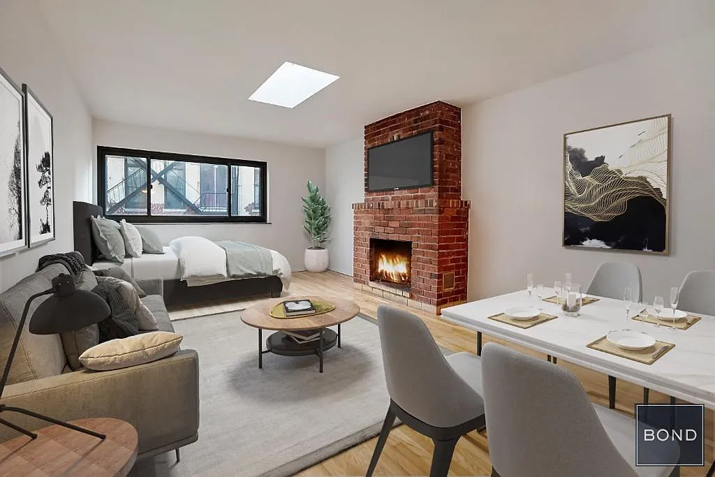 214 East 24th Street — Photo 1