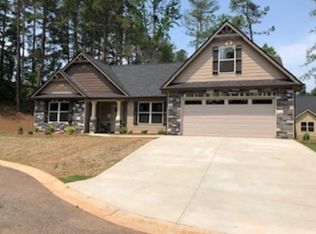 520 Treasure Cv, Inman, SC 29349