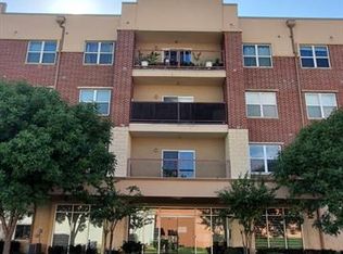 1100 W Trinity Mills Rd APT 2047, Carrollton, TX 75006