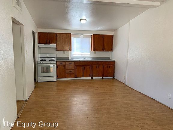 3rd image of 1127 N Leslie St #8543461