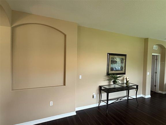 4th image of 5064 WHISPERING OAKS DRIVE