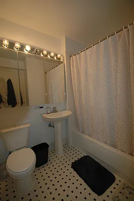 Rented by BLU Real Estate | media 4