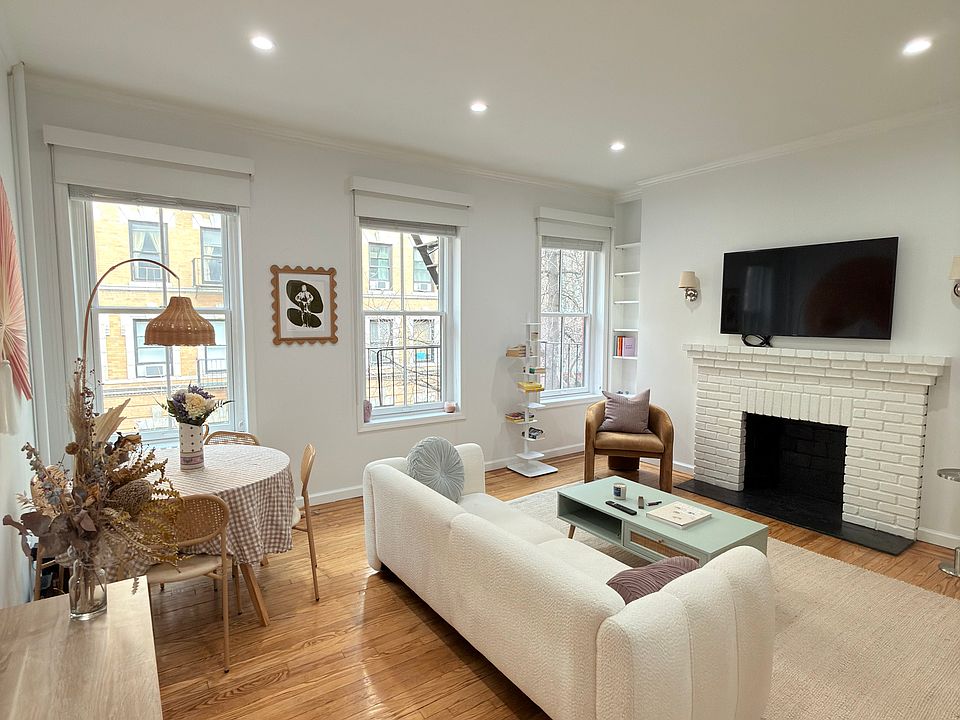 1st image of 198 W 10th St APT 5