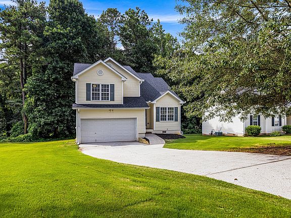 2nd image of 517 Rosewood Cir