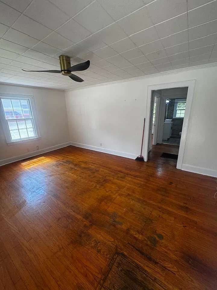 2 bed, 840 sqft, $1,200 — Photo 1