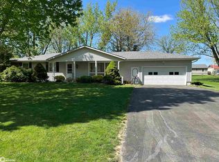 907 Houston Ave, Denmark, IA 52624