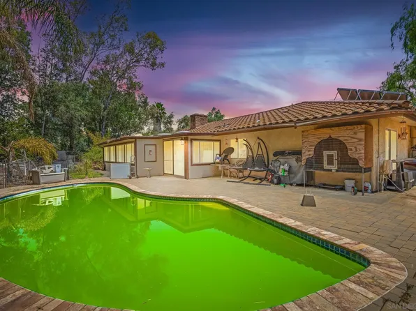 709 Hanson Ln, Ramona, CA 92065