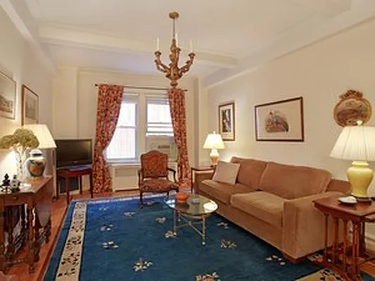 Sold by Corcoran | media 19