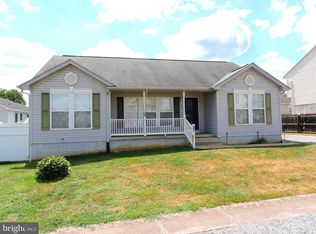 110 Limited Dr, Ranson, WV 25438