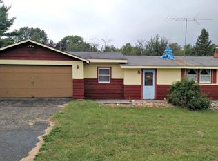 3619 Bluff View Dr, Iron Mountain, MI 49801