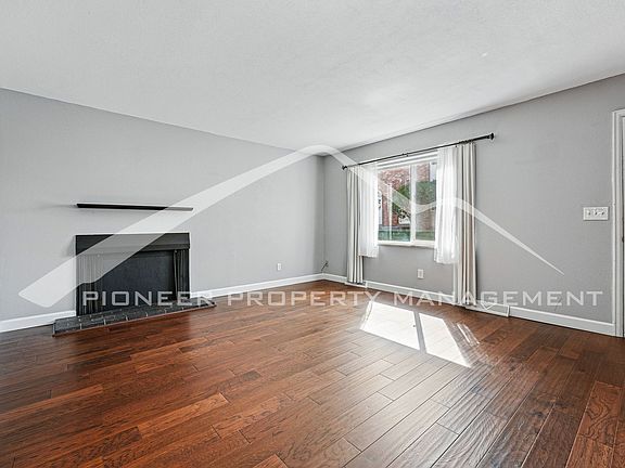 4th image of 4455 S Lowell Blvd