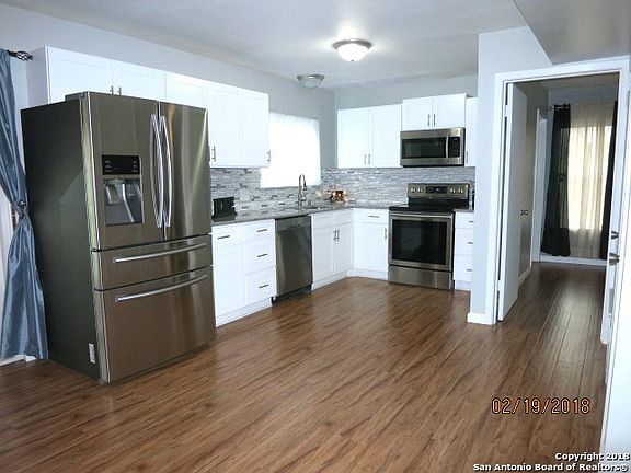 5th image of 842 Boulder Dr