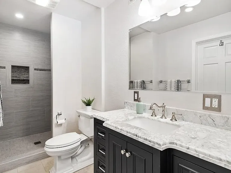 101 Brown Dr — Photo 17