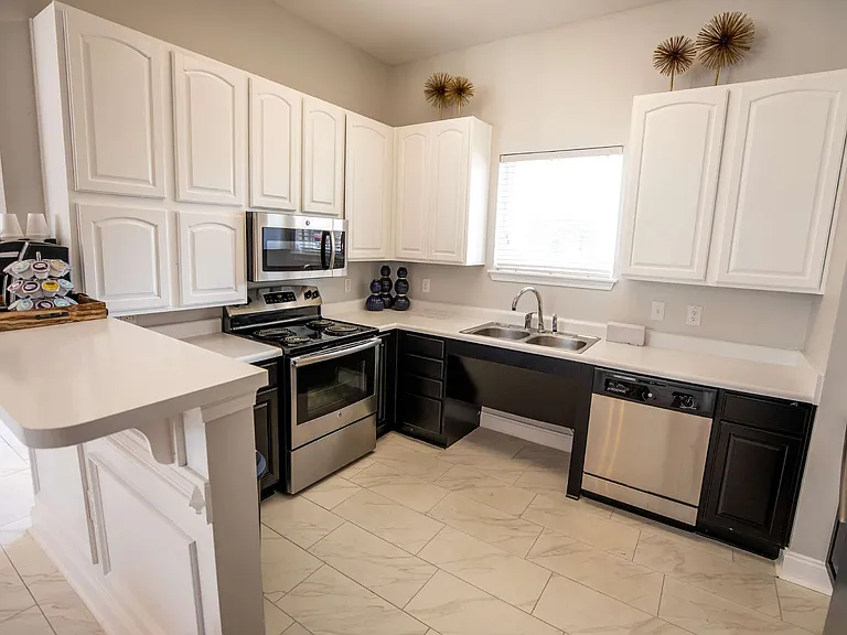 Ashton Park Apartments — Photo 15